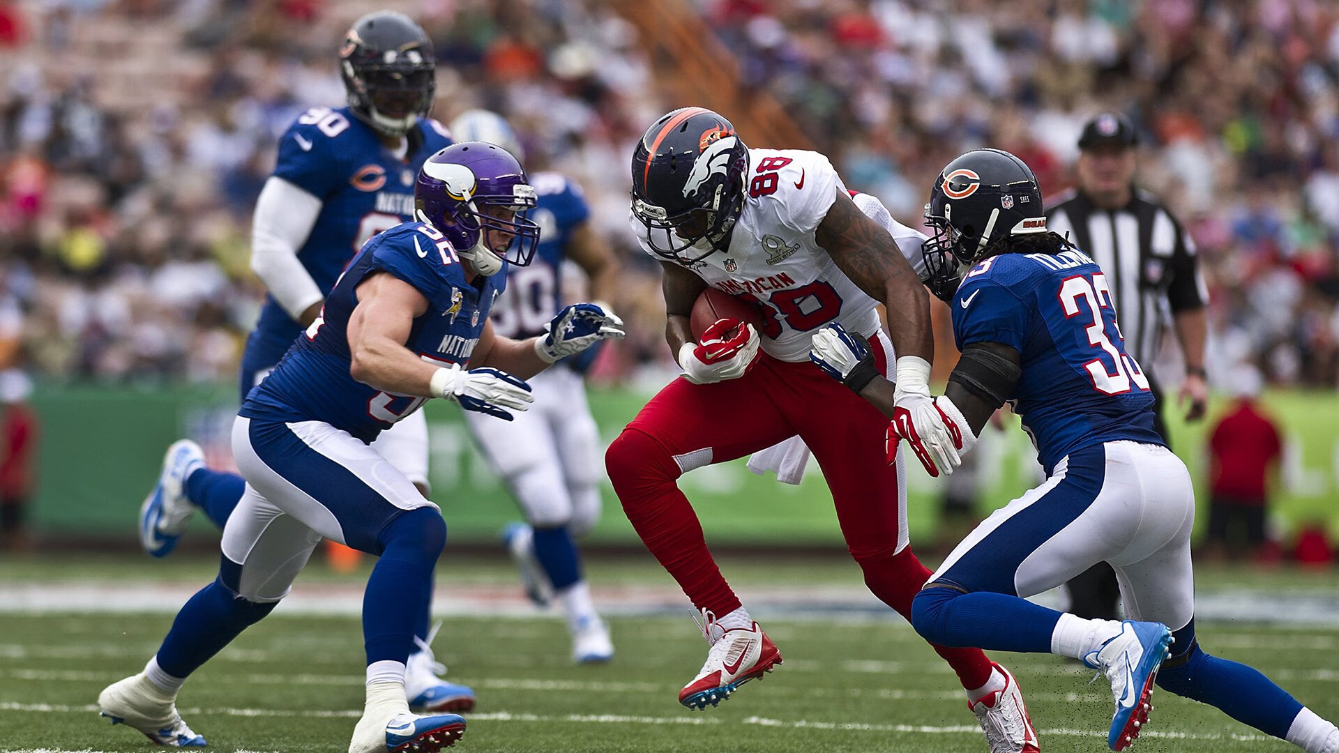 《PUBGMobile》终极操作全球大赛,高手厮杀激烈!